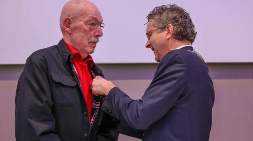 Koninklijke onderscheiding voor Ex-Cops peningmeester Jan Boersma